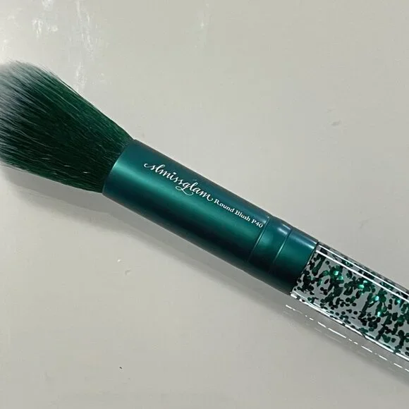 SLMissGlam New Green Teal Glitter Synthetic Pro Round Blusher Blush P40 Brush - Picture 5 of 6